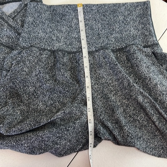 Lululemon &Go On the Go Sz 6 Leggings/Jogger Cropped Pant Grey Speckle Print - Picture 7 of 10